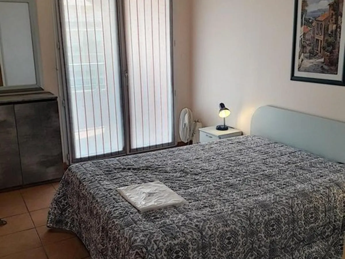 Spacieux T2 Cabine A 800M Plages Faviere, Loggia Sud-Ouest, Garage Inclus - Fr-1-610-7 Bormes-les-Mimosas 0*,  Francie
